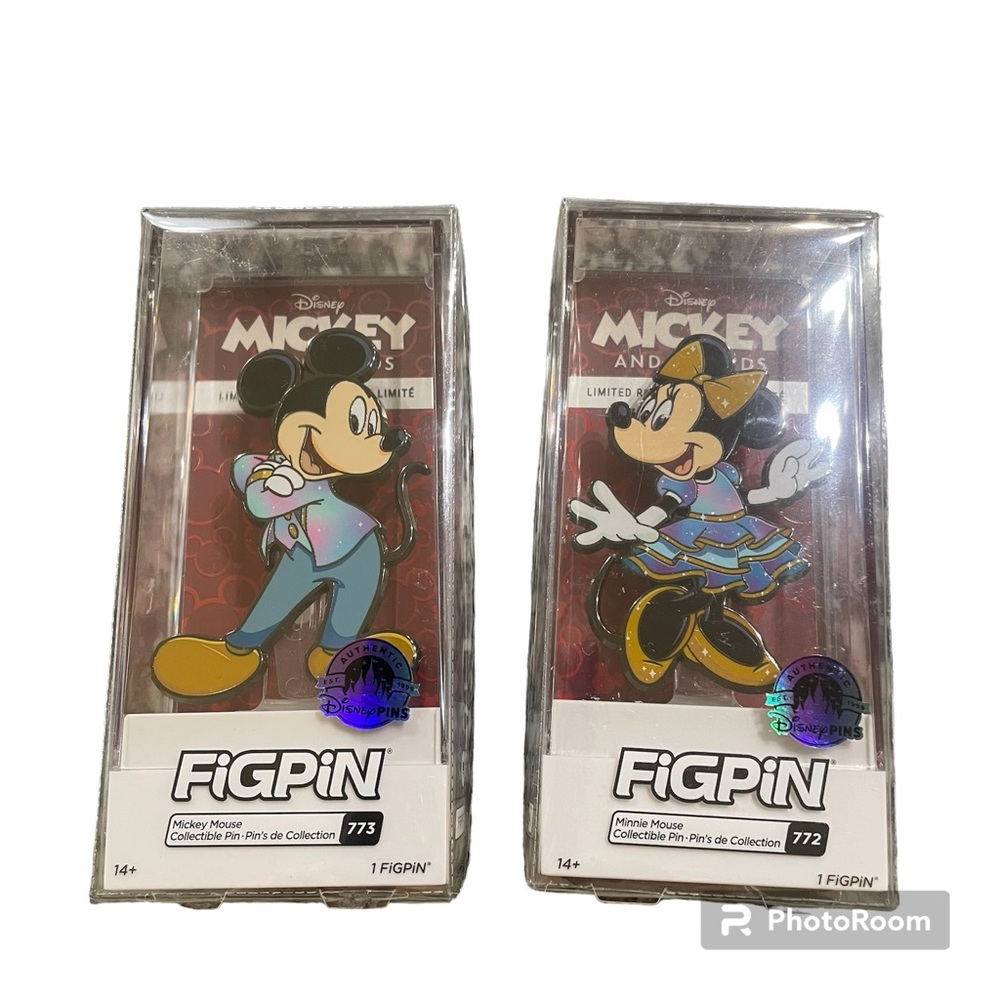 New Disney Parks 2023 Figpin Mickey & Minnie Mouse 50th Anniversary #772 & #773